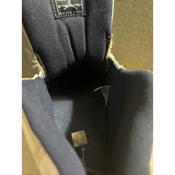 Jordan 11 UNC Win Like 82 Lightly Worn OG All (378037-123) Blue/White Size 10.5 main image 10